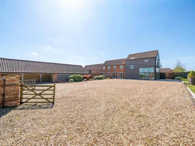 Detached House to rent with 5 bedrooms, Ollerton Road, Newark