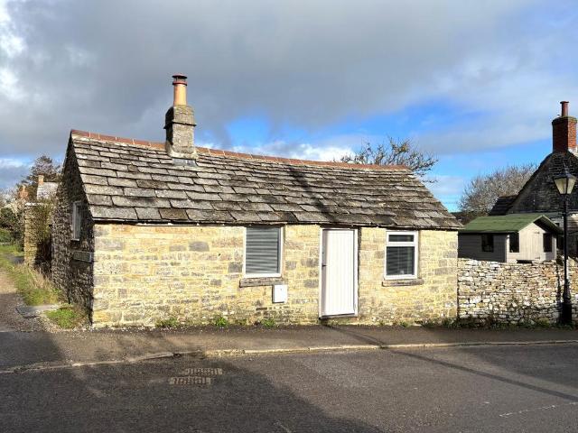 Detached house for sale