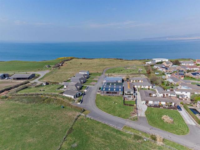 Detached house for sale