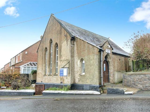 Detached house for sale