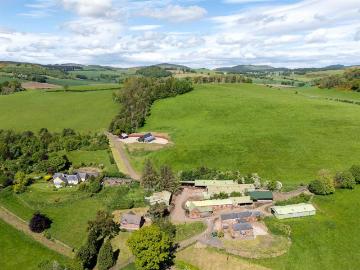 Detached house for sale