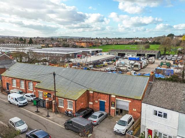 Detached house for sale