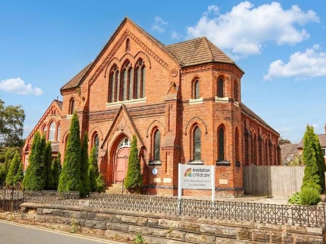 Detached house for sale