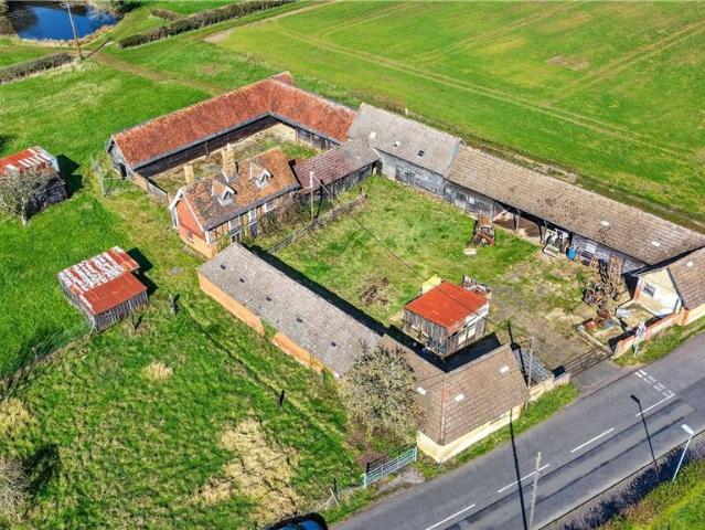 Detached house for sale