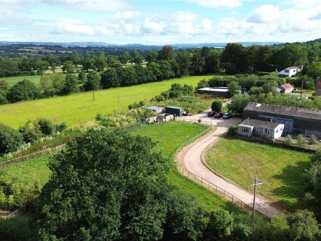 4 bedroom property for sale