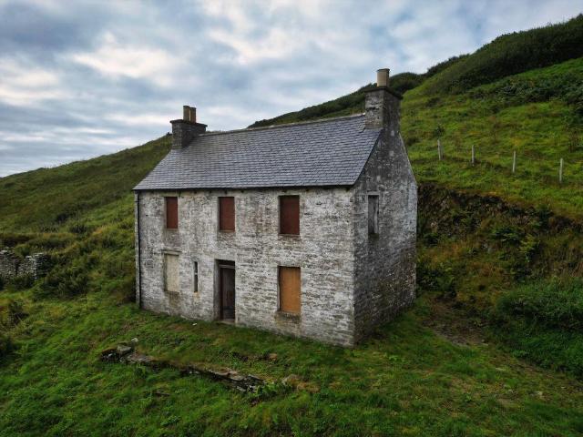Detached house for sale