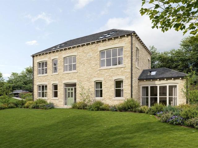 Detached house for sale
