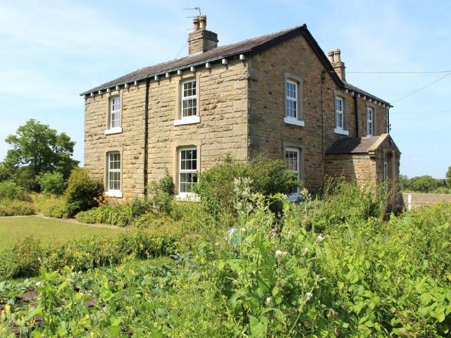 Detached house for sale