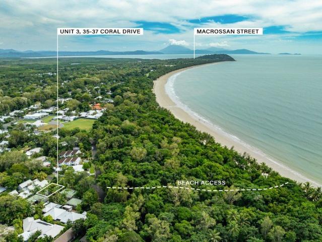 Modernised Villa 200m to the Beach!
