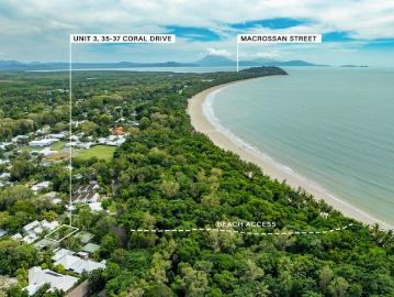 Modernised Villa 200m to the Beach!