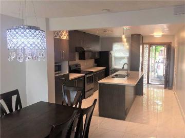 House for rent in Peel, Ontario - Garden
