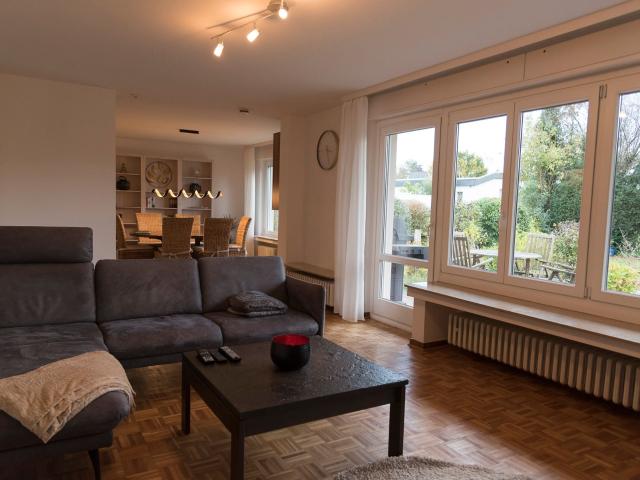 Detached single family home for exclusive use in a green location near Cologne maximum privacy