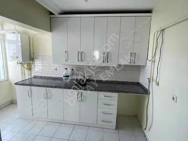 Detay Emlaktan Bandırma İhsaniye Mah. 3+1 Kiralık Daire