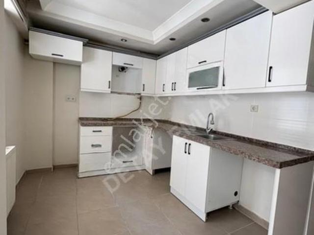 Detay Emlak'tan P.bayır Mh. Perşembe Pzr Yakın 2+1 Kiralık Daire