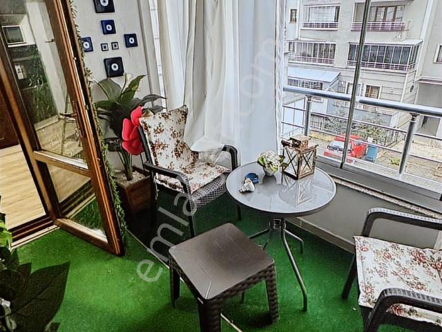 Detay Gayrimenkul'den Çukurçayır'da Eşyalı Satılık 5+1 Daire