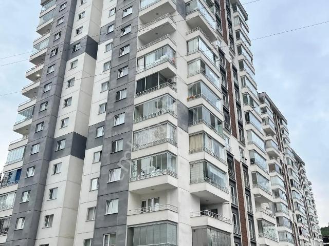 Detay'dan Kaşüstü Şehrinaz Sitesinde 3+1 Kiralık Daire