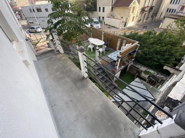 Deux appartements de type 2 dans une maison individuelle
