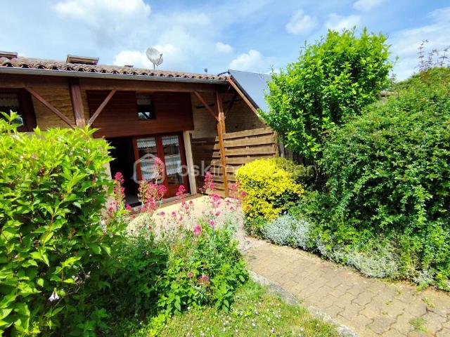 Deux gîtes et une maison