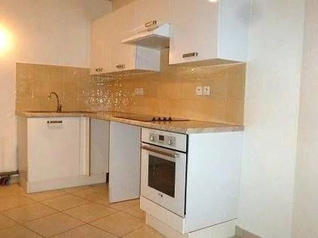 Deux pièces de 40m² avec balcon et parking