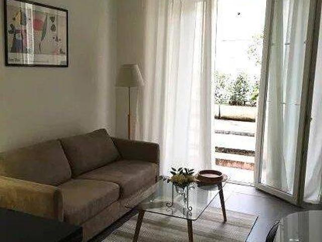 Deux pièces de 42m² avec terrasse de 20m² et parking