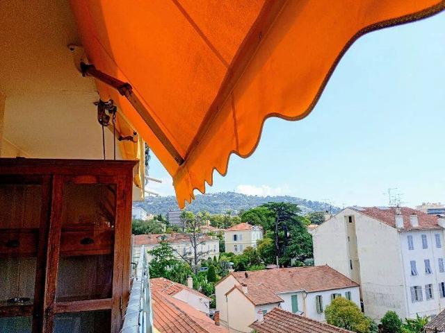 Deux pièces de 52m² avec terrasse et garage