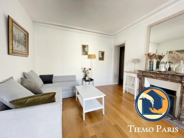 Deux pièces MEUBLÉ TIEMO PARIS, Paris 8ème