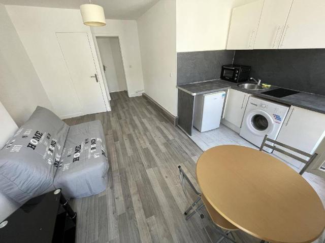 deux pieces moderne tout équipé