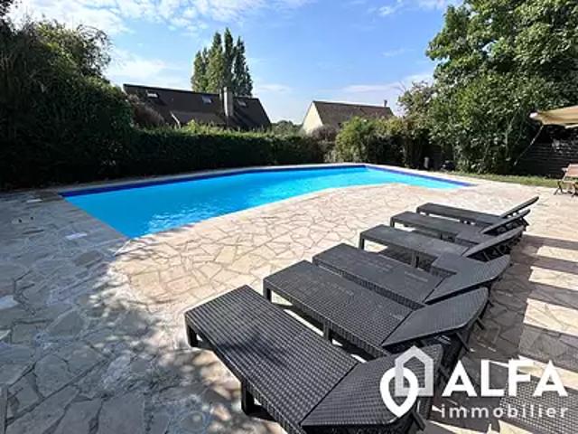 Deuil la Barre 95170 Achat / Vente maison 11 pièces t11 au dernier étage piscine