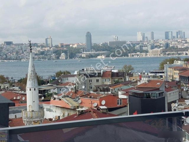 Devadan Boğaz Manzaralı Yokuşsuz Yabancıya Vatandaşlığa Uygundur