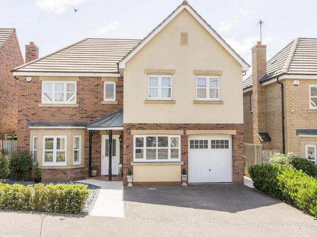 Devana Way, Great Glen, Leicester 5 bed detached house to rent £2,400 pcm £554 pw