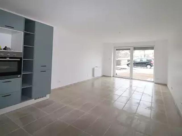 Devecey 25870 Location maison 6 pièces t6 au dernier étage terrasse