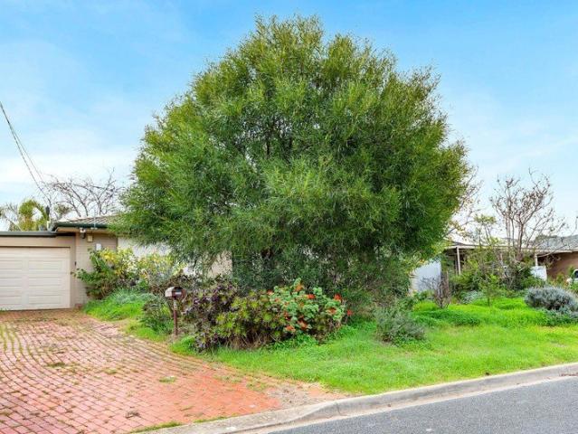 DEVELOP STCC or RENOVATE HUGE POTENTIAL AWAITS!
