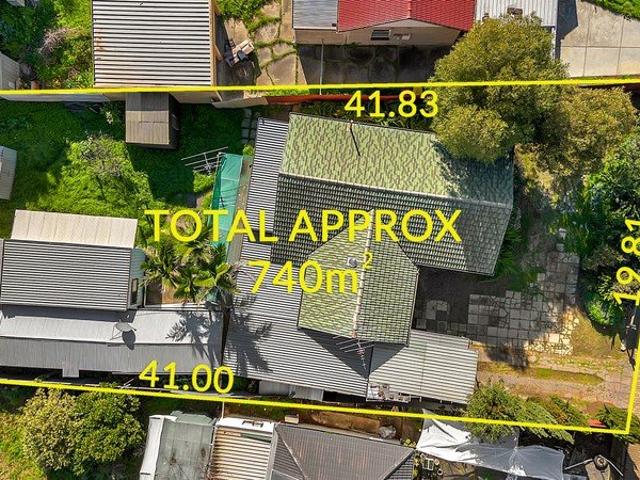Developer's Delight on 740m² Allotment
