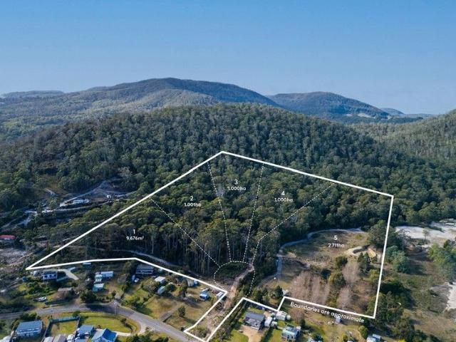 DEVELOPMENT OPPORTUNITY White Beach Tasmania `