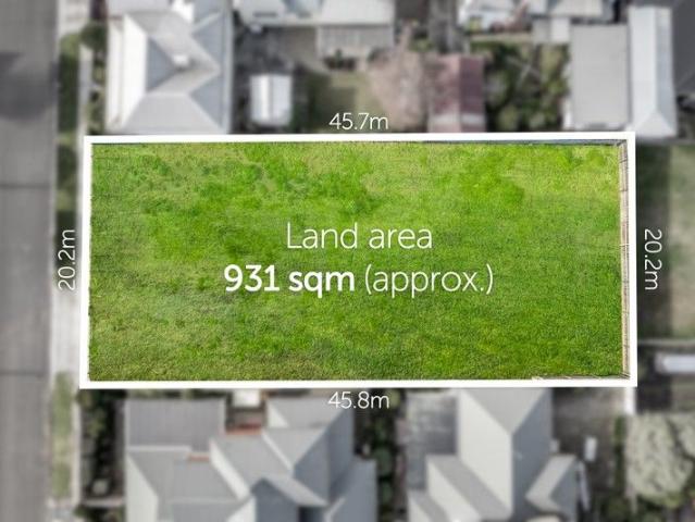 Development or Dream Home Exceptional Opportunity on 931m² Approx