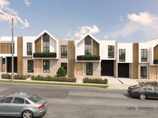 DEVELOPMENT SITE ON 785SQM CORNER BLOCK R3 ZONING