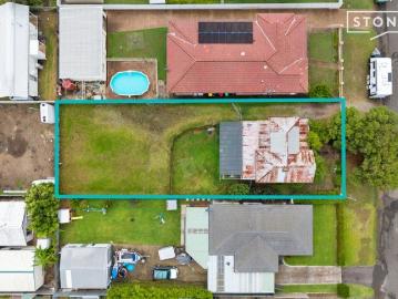 Development site with approved second dwelling!