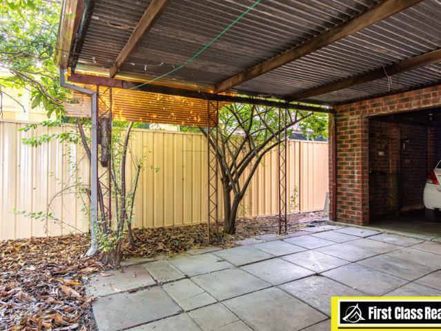 Development Site 728m2 R40