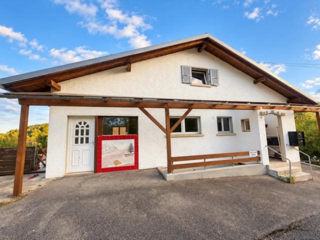 DEVELIER House mit zwei Wohnungen und einer potenziellen Rendite von etwa 6 % nach der Arbeit!