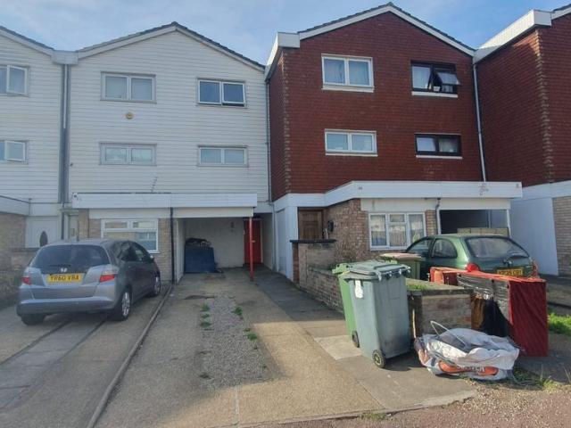 Devenay Road, London E15, 3 bed terraced house to rent, £2,500 pcm | PrimeLocation
