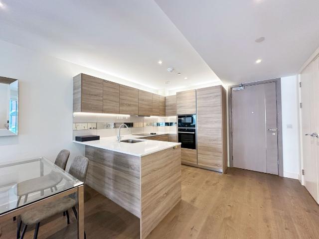 Deveraux House, London, London, London SE18, 2 bed flat to rent, £2,695 pcm | PrimeLocation