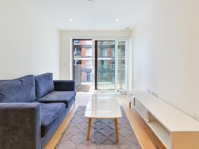 Deveraux House, Royal Arsenal Riverside SE18, 2 bed flat to rent, £2,700 pcm | PrimeLocation