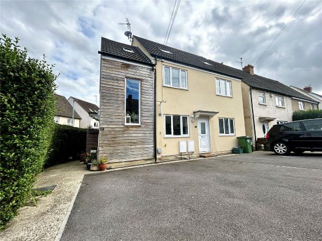 Devereaux Crescent, Ebley, Stroud, Gloucestershire GL5, 2 bed maisonette to rent, £900 pcm | PrimeLocation