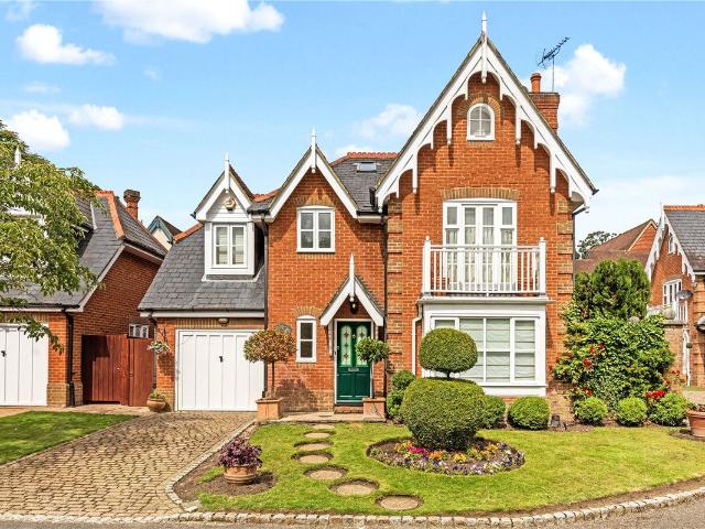Devey Close, Kingston Upon Thames, Surrey KT2, 4 bed detached house to rent, £4,750 pcm | PrimeLocation