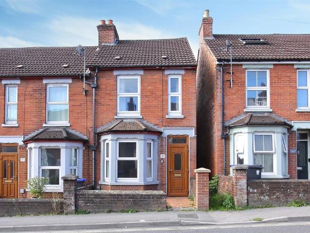 Devizes Road, Salisbury 3 bed end of terrace house to rent £1,350 pcm £312 pw