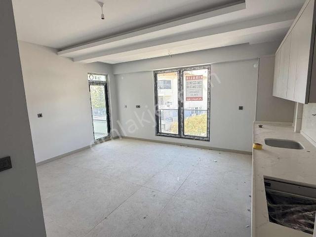 ! Devlet Hastanesi Civarında 2+0 Kiralık Lüx Daire !