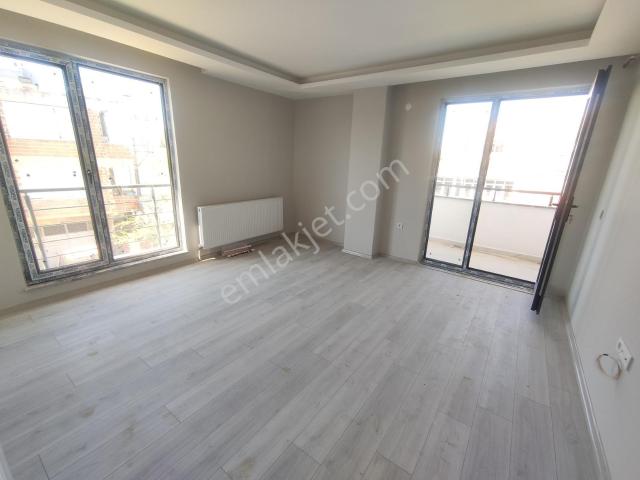 Devlet Hastanesi Civarı Ayçadan Kiralık 2 Adet Sıfır 2+1 Daire