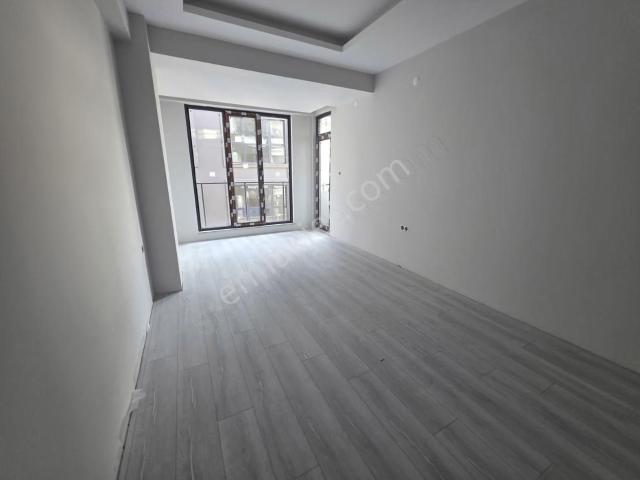 Devlet Hastanesi Civarı Eski Bandırma Caddesi Satılık 2+1