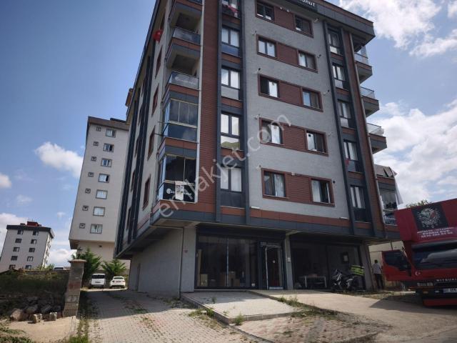 Devlet Hastanesi'ne Yürüme Ara Kat Balkonlu Otoparklı 2+1