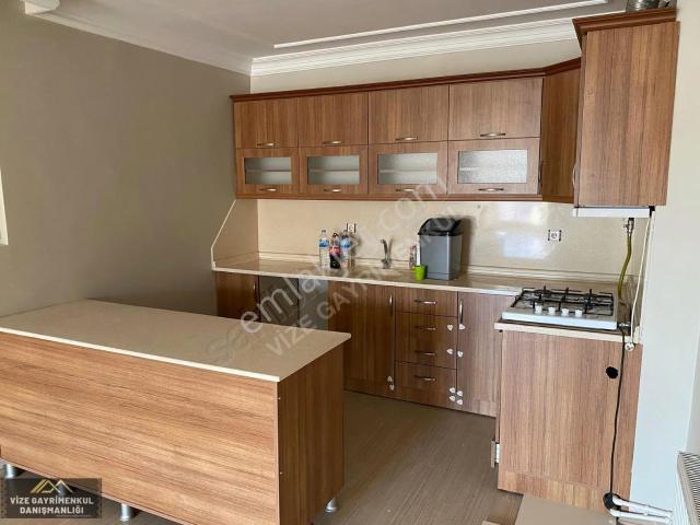 Devlet Mah. Ana Cadde Üzerinde Kiralık Dublex Daire